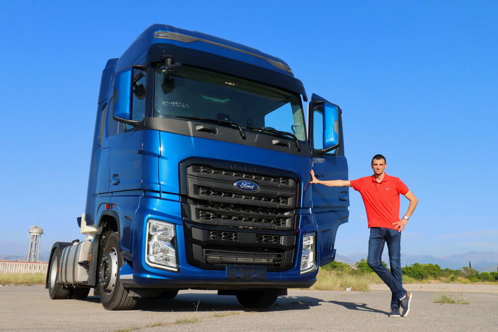 Ford, Foto: Za volanom