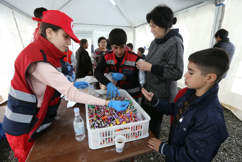 <p>Azerbejdžanska vojska je prošle nedjelje porazila jermenske snage u jednodnevnom napadu, primoravši separatističke vlasti da polože oružje i započnu razgovore o "reintegraciji" Nagorno-Karabaha u Azerbejdžan nakon tri decenije separatističke politike</p>