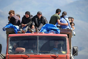 Više od 65.000 ljudi pobjeglo iz Nagorno Karabaha u Jermeniju