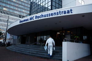 Najmanje dvoje poginulih u oružanim napadima u Roterdamu