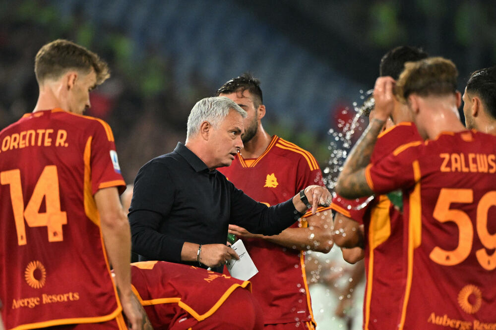 Jose Mourinho after Roma's loss to Genoa: We have never played two  European finals in a row - Get Italian Football News