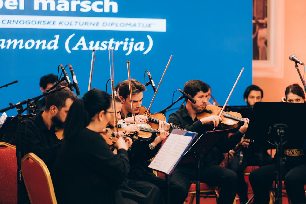 <p>Uz zvuke evropske muzike oživjela zaboravljena kulturna baština Crne Gore</p>