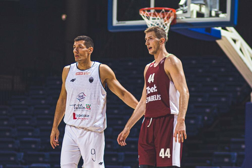 Alen Hadžibegović u dresu Litkabelisa (desno), Foto: Facebook.com/bclietkabelis