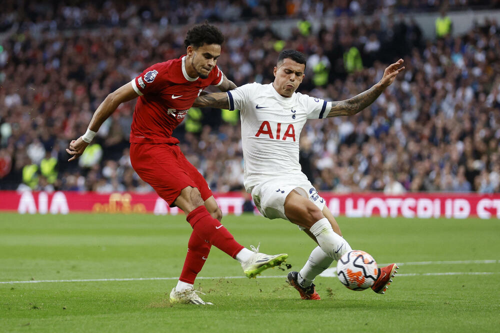 Luis Dijaz na meču sa Totenhemom, Foto: Action Images via Reuters/Peter Cziborra