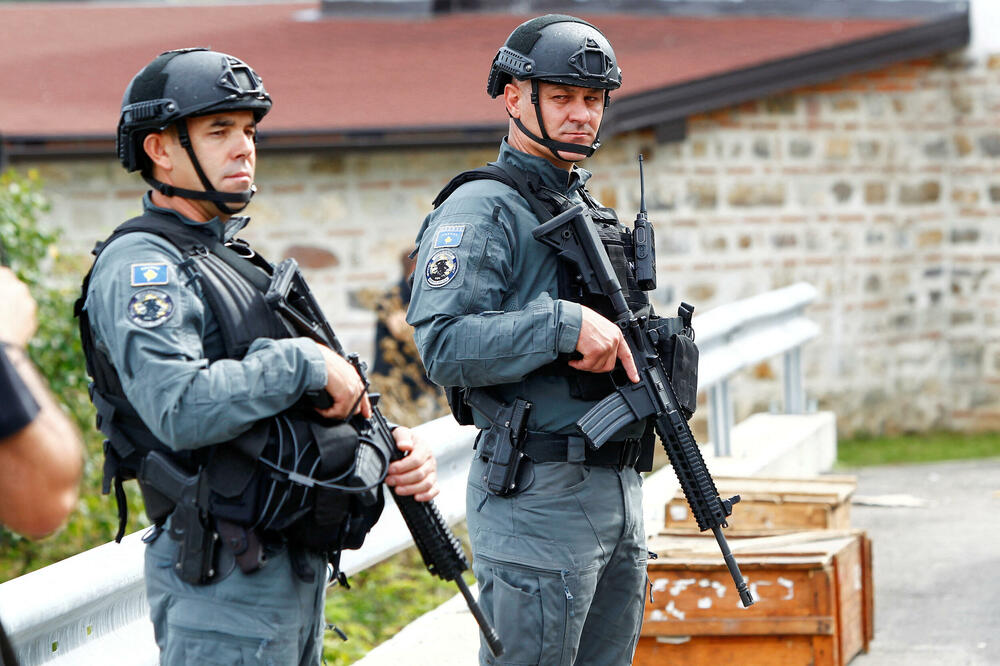 Pripadnici kosovske policije, Foto: Reuters