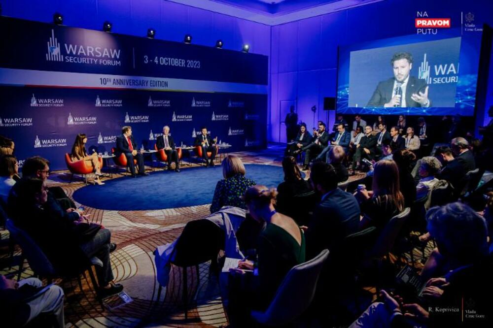 Abazović na Varšavskom bezbjednosnom forumu, Foto: Vlada Crne Gore