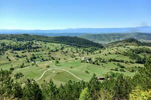 Up to 5.000 euros for young people from Pljevlja to stay in the countryside