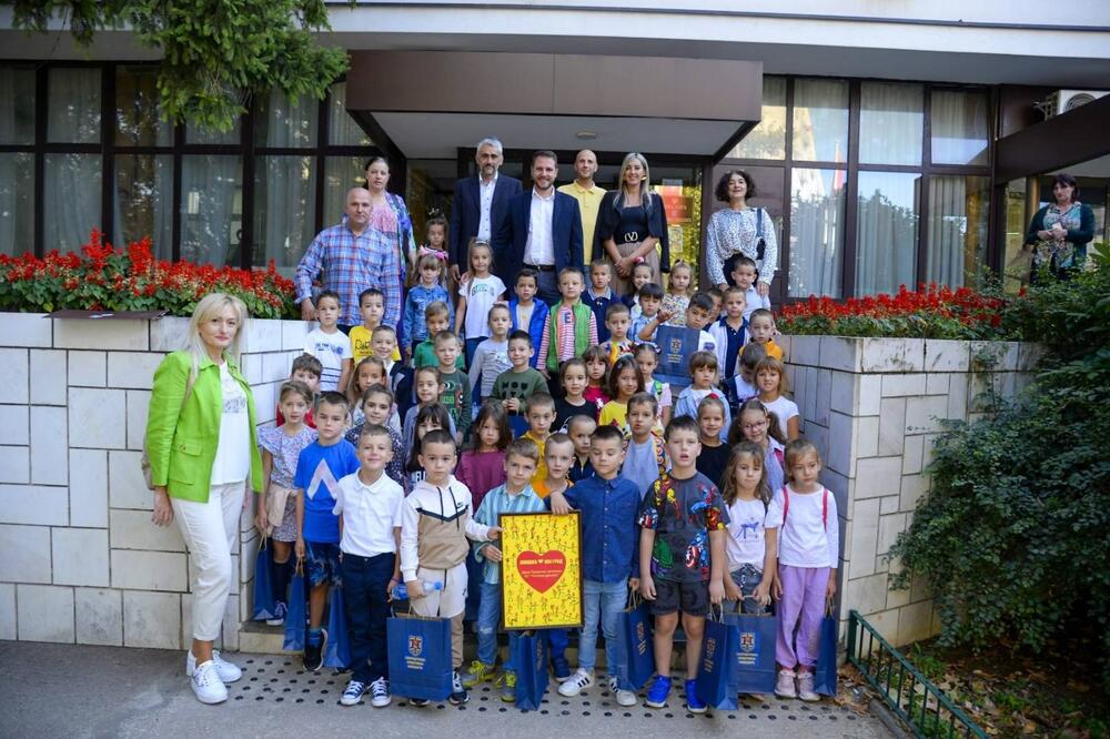 Mališani iz Nikšića posjetili lokalni parlament, Foto: Skupština opštine Nikšić