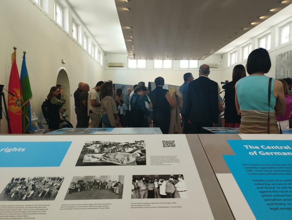 Izložba o Holokaustu Roma (foto: Jelena Kontić)