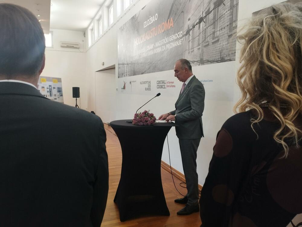 Izložba o Holokaustu roma