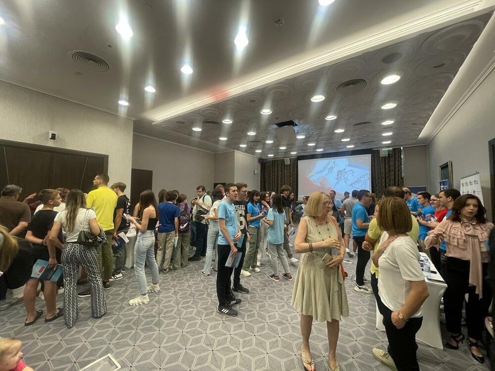 <p>Na sajmu su prisutni mogli dobiti informacije od raznih Univerziteta, uključujući Troy University, Virginia Tech, University of Central Missouri, Ball State university, Valencia college, Green River College...</p>