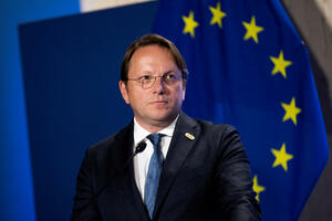 Varhelji: Zapadni Balkan mora da bude ekonomski integrisan sa EU...