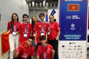 Tim crnogorskih robotičara na Olimpijadi robotike u Singapuru