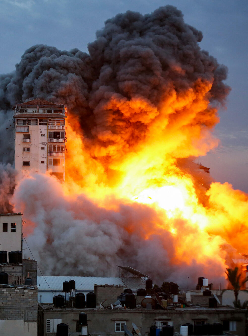<p>Napadu prethodile čitave nedjelje pojačane napetosti duž osjetljive granice Izraela sa pojasom Gaze i sukobi na drugoj paletinskoj teritoriji okupiranoj Zapadnoj obali</p>