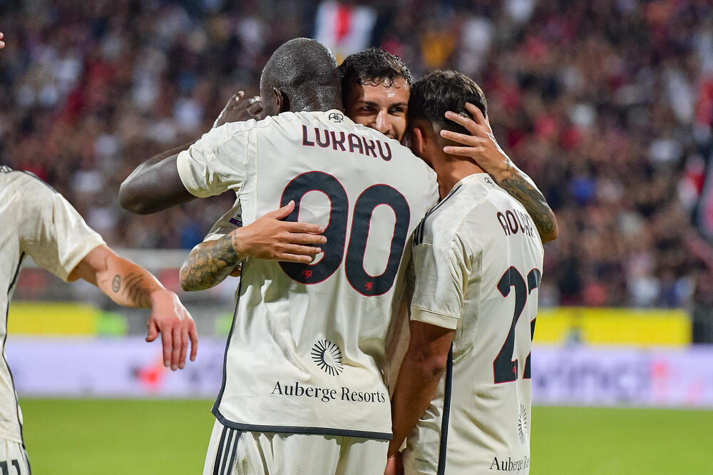 Radost igrača Rome, Foto: Twitter.com/OfficialASRoma