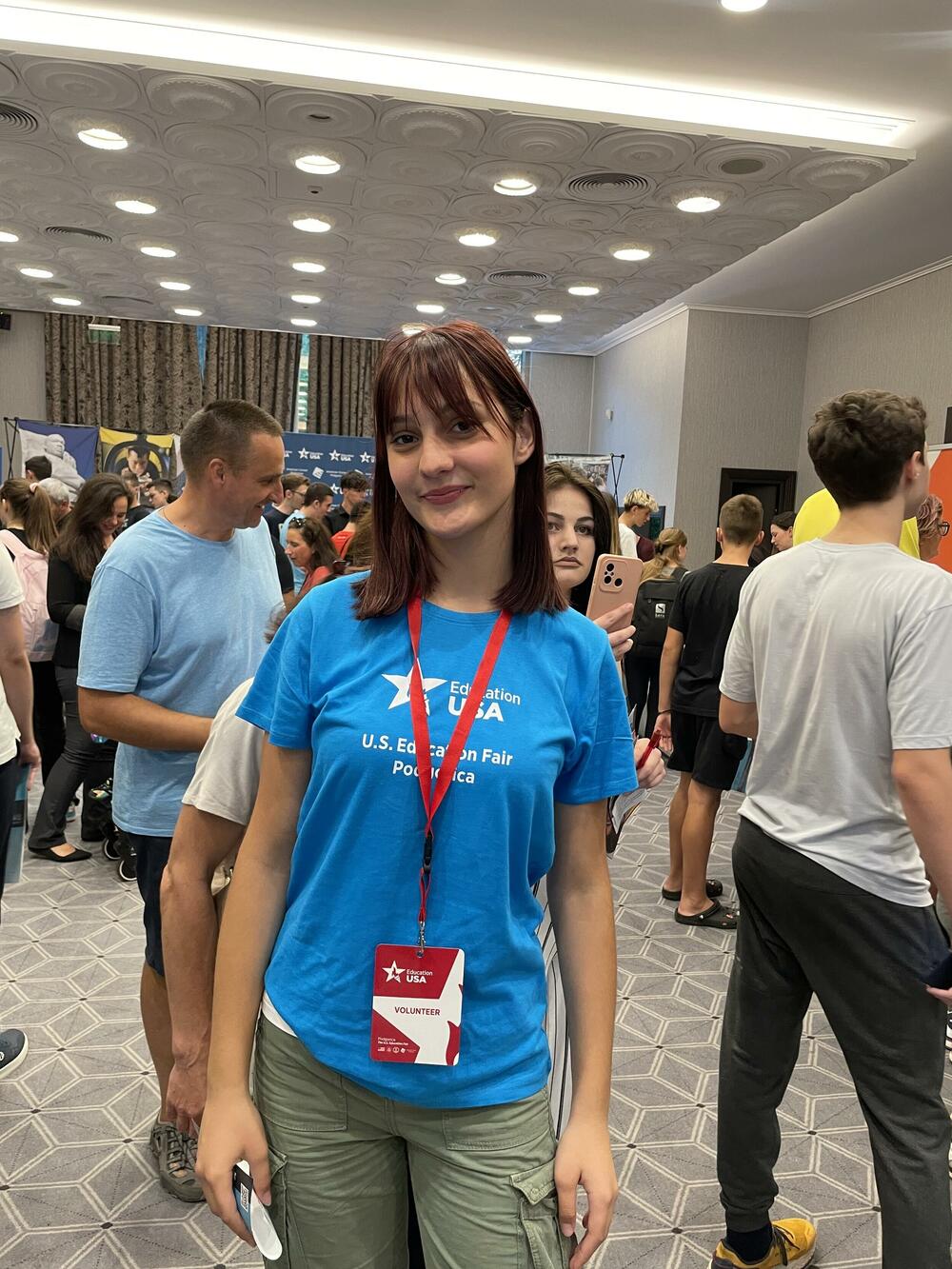 <p>Na štandovima osam američkih univerziteta, ali i organizatora programa razmjene bila je velika gužva</p>