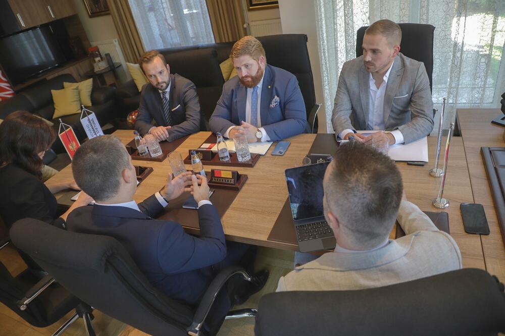 Sa sastanka, Foto: Demokratska Crna Gora