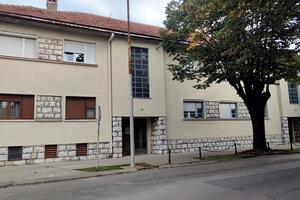 Nikšićka NVO svojim sredstvima uređuje zgrade, pomažu stanari i...