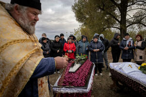 BLOG Klimenko: Broj poginulih u raketnom napadu na selo Hroza...