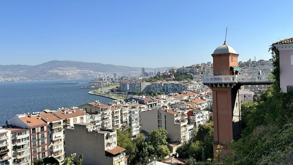 The historic elevator tower in Izmir