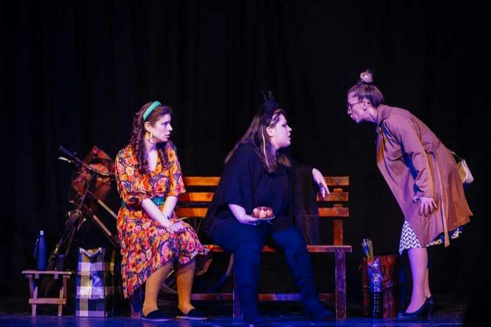 Scena iz predstave “Ručni rad”, Foto: Privatna arhiva