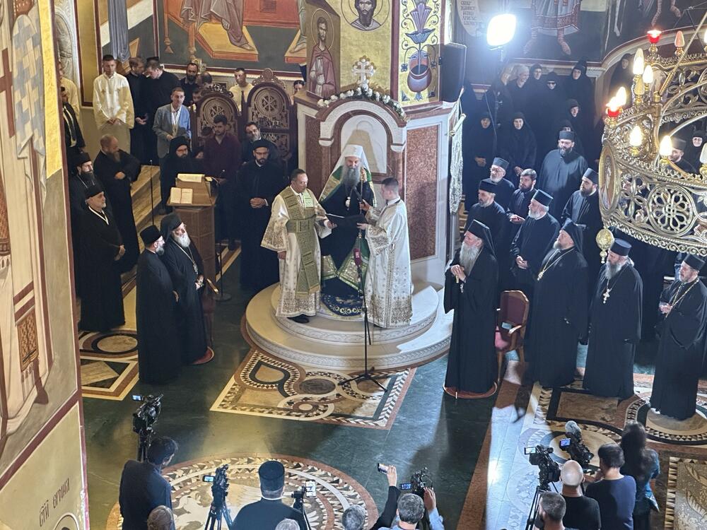 <p>"Ovdje u Podgorici ne postoji nikakva potreba da nam bilo kaže ko smo i šta smo. Više nego drugdje, ovdje u Podgorici, u Nemanjinom gradu, u gradu u kom je rođen otac svetog Save, ovdje bolje nego drugdje znamo koja je to naša vjera, ko su naši preci"</p>