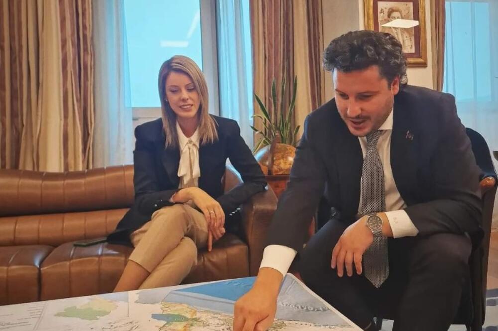 Foto: twitter.com/DritanAbazovic