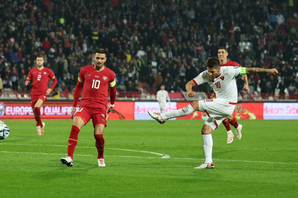 Stevan Jovetić daje gol za 1:1, Foto: Reuters/Marko Đurica