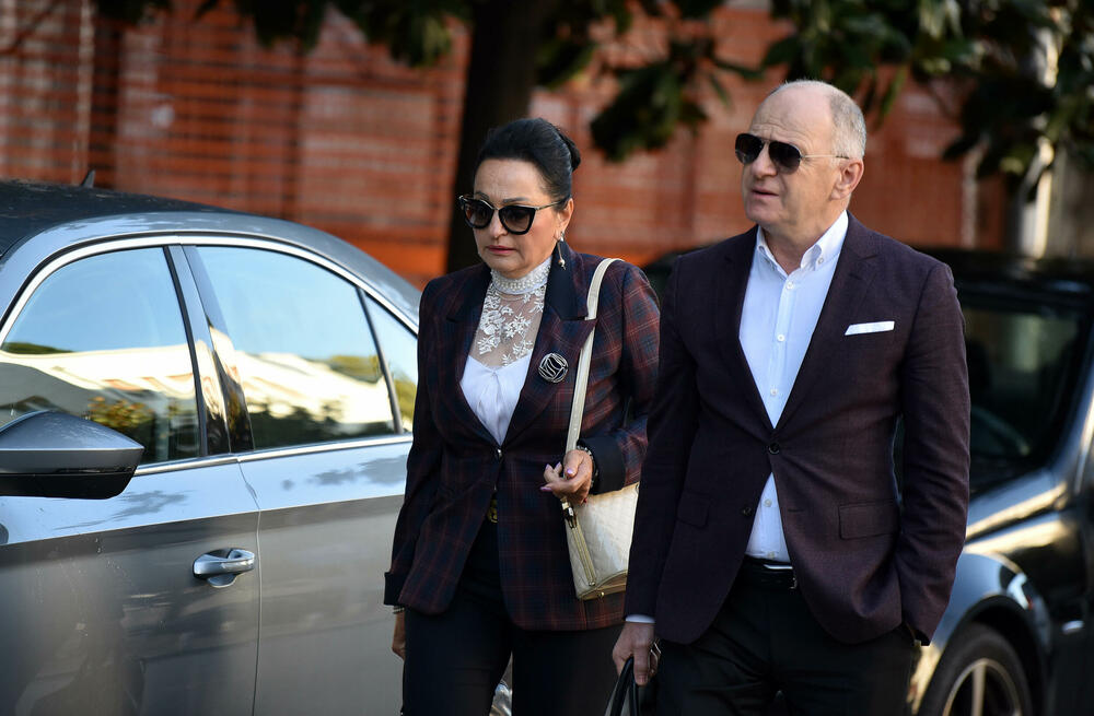 <p>Suđenje Vesni Medenici i Milici Vlahović Milosavljević odloženo za 20. decembar</p>