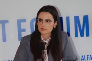 Milatović: Abazović nagradio osnivača izdavačke kuće koja...