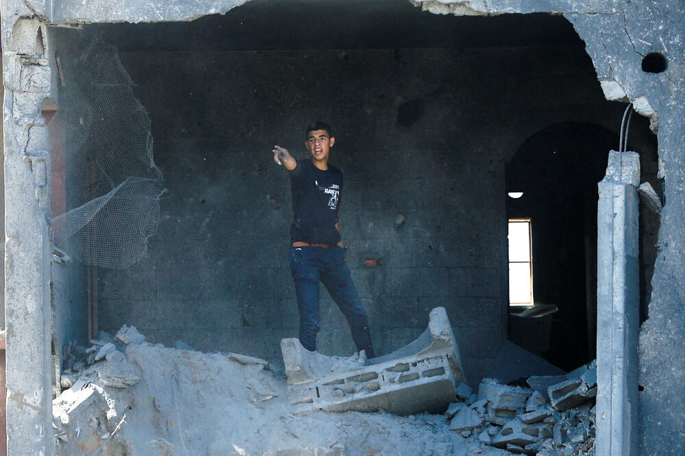 Detalj iz Kan Junisa, sa mjesta gdje je djevojčica ubijena u izraelskim napadima, Foto: Reuters