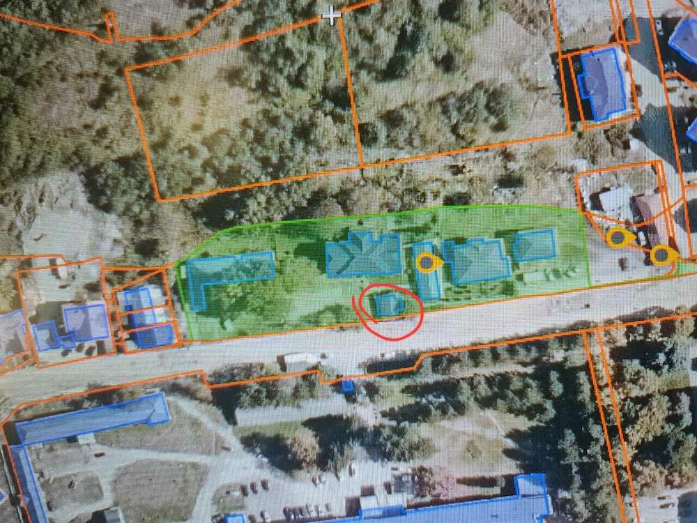 Zaokružen privatni objekat na dijelu državne parcele