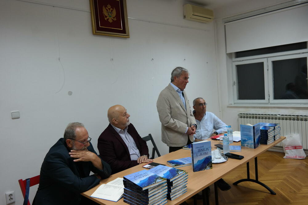Sa predstavljanja Gudeljeve knjige, Foto: Društvo Montenegro