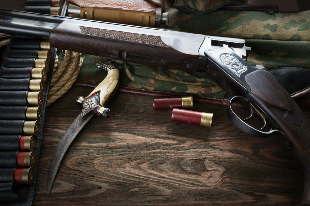 Tivaćnin tvrdi da je više od 30 godina lovac sa položenim lovačkim ispitom (ilustracija), Foto: shutterstock.com