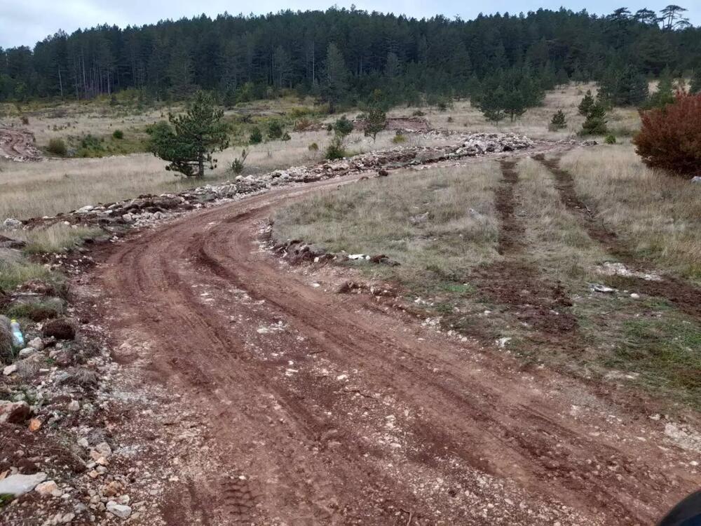 Prilazni putevi devastiraju prostor 