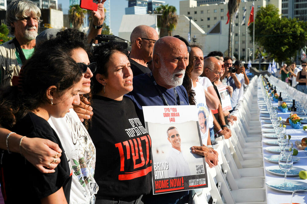 <p>Širom svijeta održavaju se i pro-Izraelske demonstracije i bdijenja sa kojih se poziva na oslobađanje talaca koje su pripadnici Hamasa oteli na početku rata</p>