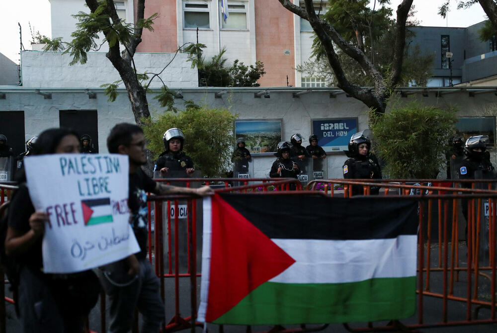 <p>Širom svijeta održavaju se i pro-Izraelske demonstracije i bdijenja sa kojih se poziva na oslobađanje talaca koje su pripadnici Hamasa oteli na početku rata</p>