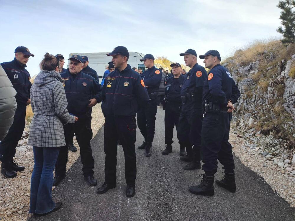 <p>Minić vjeruje da će sa izborom nove Vlade dobiti potrebne dozvole pa da će naredno ljeto bungalovi biti vraćeni na mjesto odakle im slijedi uklanjanje</p>