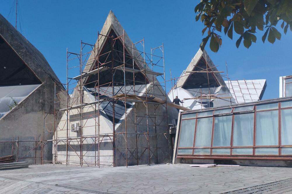 Iznenadni troškovi: Spomen-dom, Foto: Dragana Šćepanović