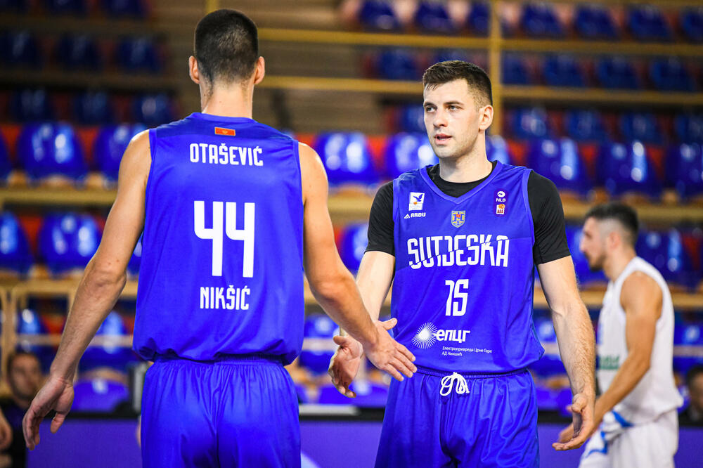 Tomašević (desno), Foto: ABA liga/Dragana Stjepanović