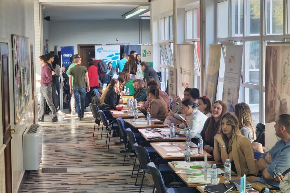 Sa sajma “Meet and Talk” na Ekonomskom fakultetu, Foto: Nikola Saveljić