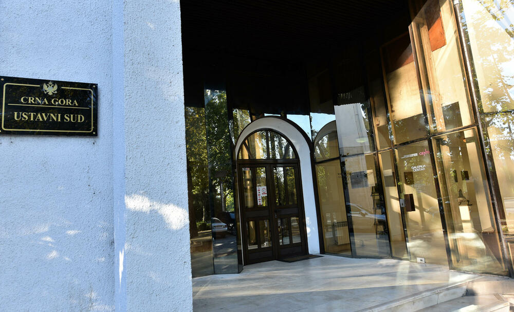 Sudije zakon krojili za sebe, a građani ispaštaju: Ustavni sud