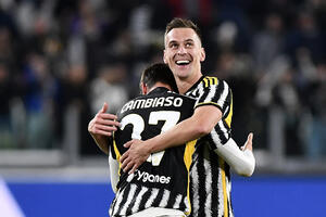 Juventus u 96. minutu preko Verone do vrha tabele, čudesni Montipo...