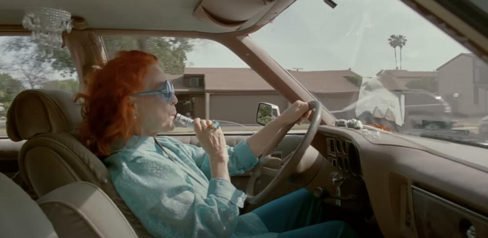 Iz spota pjesme 'Tiny Dancer'