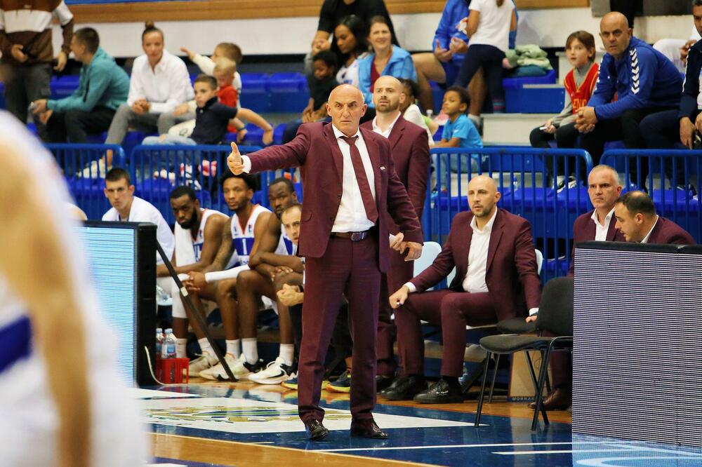 Mihailo Pavićević na večerašnjem meču, Foto: KK Mornar Barsko zlato/Mediapro