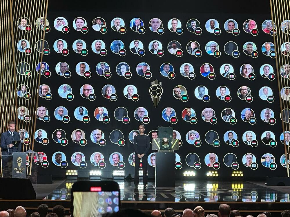 Svi članovi žirija na video bimu