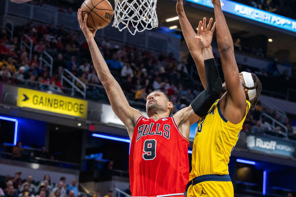 Vučević tokom meča sa Indijanom, Foto: Reuters