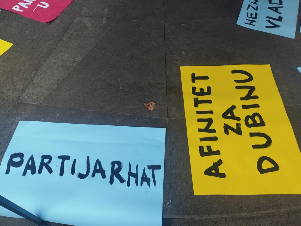 <p>"Za svakog građanina koji želi dobro svojoj zemlji postalo je neumjesno čekati da se stvari promijene", rekao je Vukan Pejović</p>