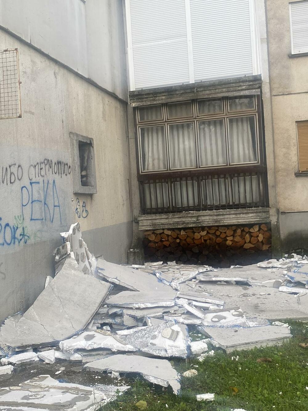 <p>Crveni meteoalarm izdat je za danas za područje cijele države zbog vremenskih prilika</p>