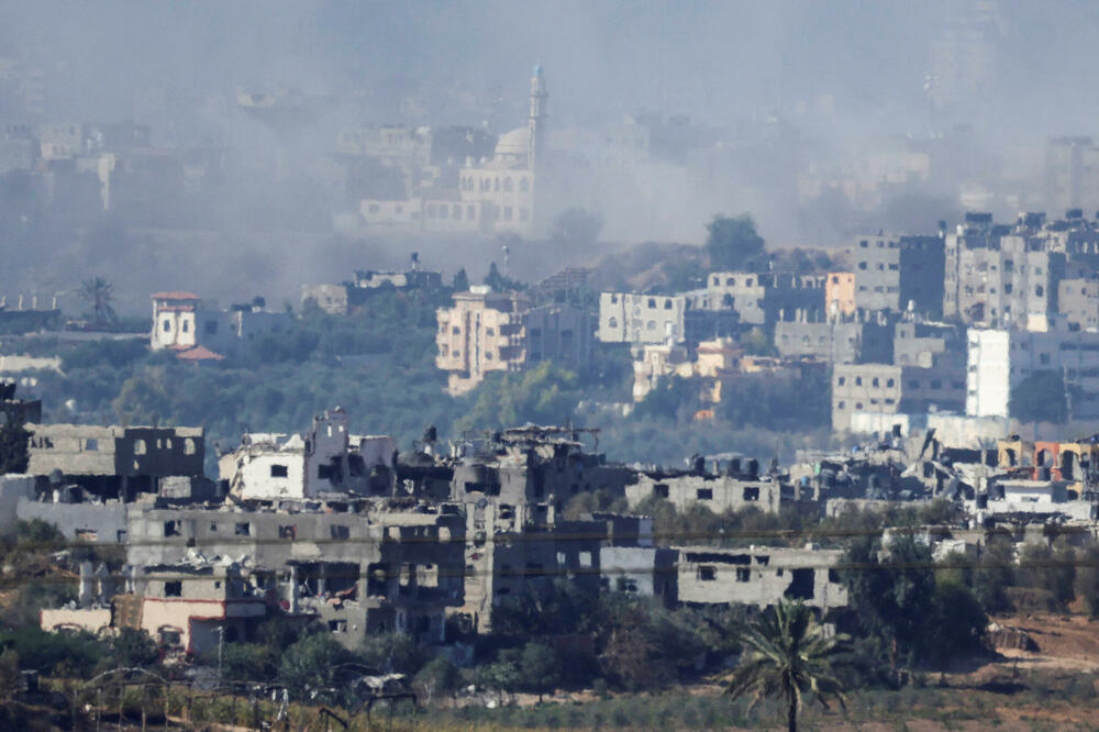 Oštećene zgrade u Gazi, Foto: Reuters